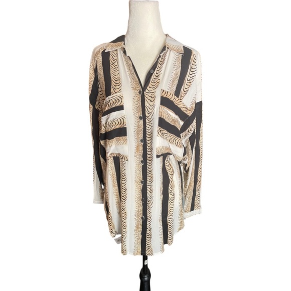 Zulu & zephyr oversized button down small - Picture 1 of 5